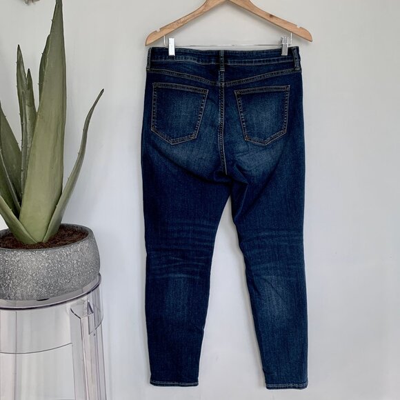 Gap Mid Rise Curvy True Skinny Jeans Dark Indigo 32 / 14 - Picture 8 of 11